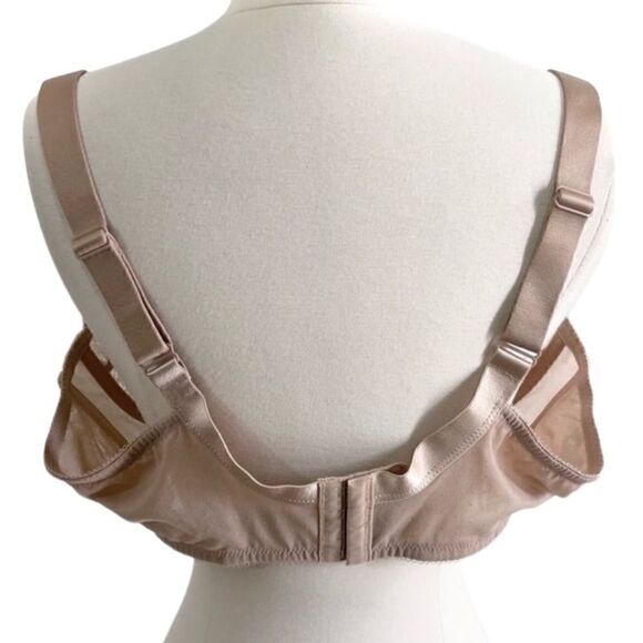 Wacoal- Retro Chic Bra 855186 in Gold Lace, Plus Size 46DDD - Picture 5 of 7